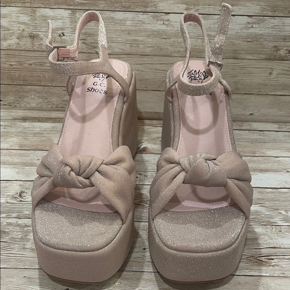 Shimmery Blush Pink Knotted Platform Sandals Size 9.5M NEW